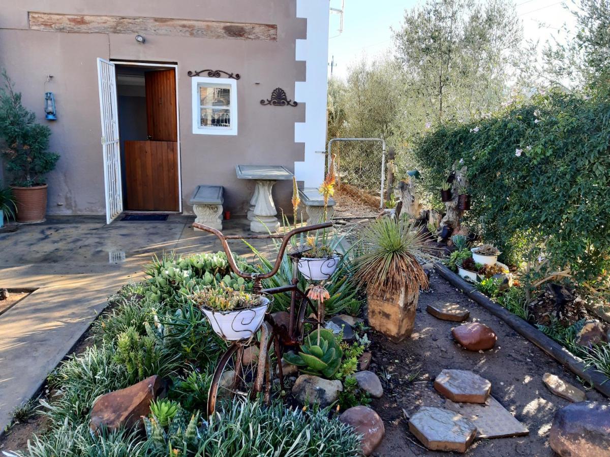 Carmel Villa B&B Or Self-Catering Calvinia Exterior photo