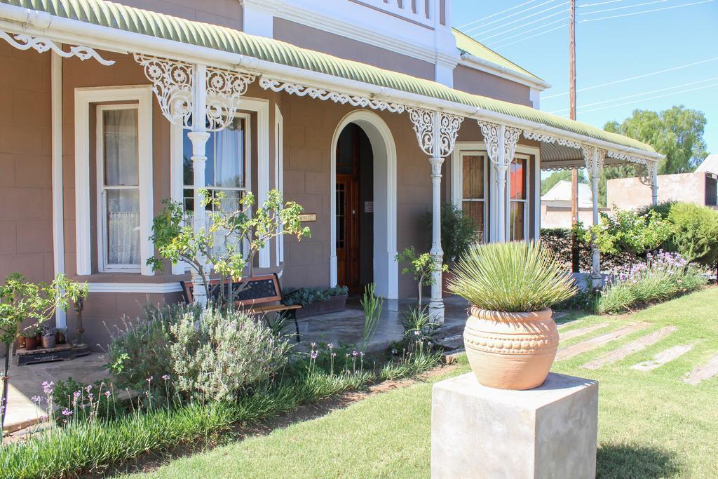 Carmel Villa B&B Or Self-Catering Calvinia Exterior photo