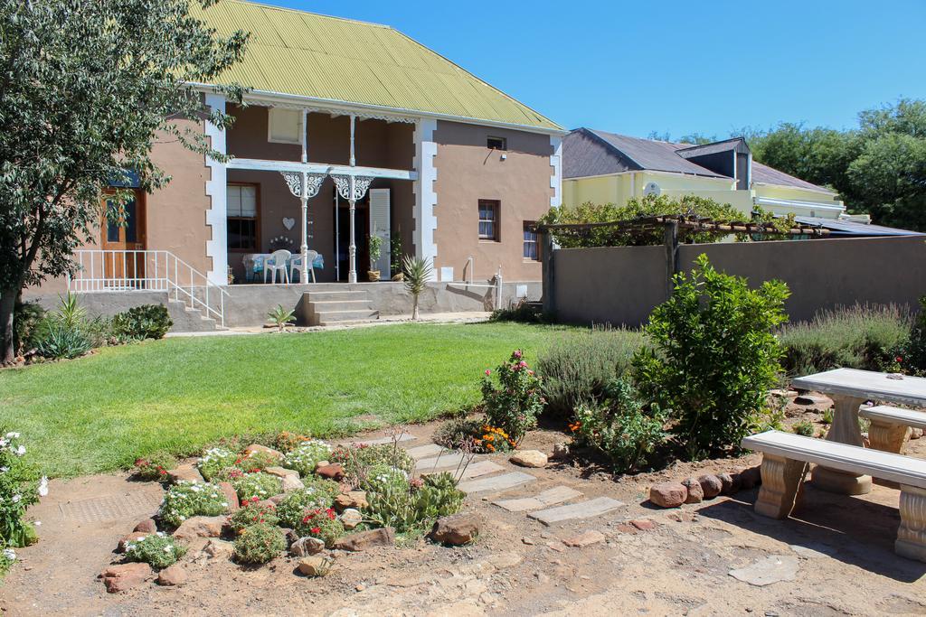Carmel Villa B&B Or Self-Catering Calvinia Exterior photo